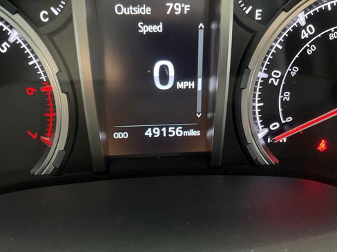 Used 2023 Toyota 4Runner TRD Off-Road Premium w/ Moonroof Package AWD/4WD image 13