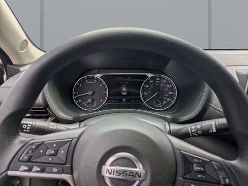 Used 2023 Nissan Sentra SV FWD image 27