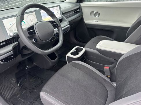 Used 2024 Hyundai Ioniq 5 SE image 13