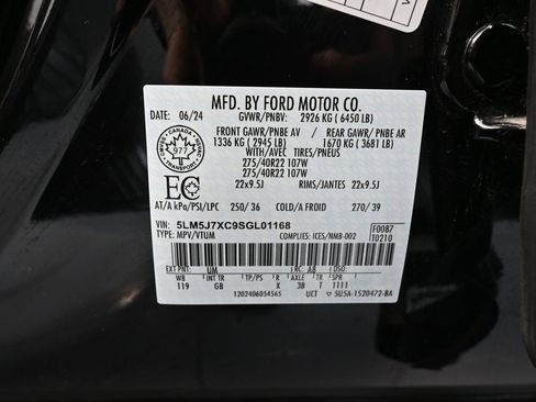 Used 2025 Lincoln Aviator Reserve w/ Equipment Group 201A AWD/4WD image 63