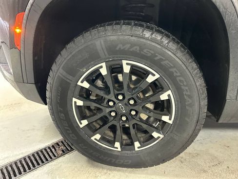 Used 2024 Chevrolet Traverse Z71 w/ LPO, Floor Liner Package AWD/4WD image 9
