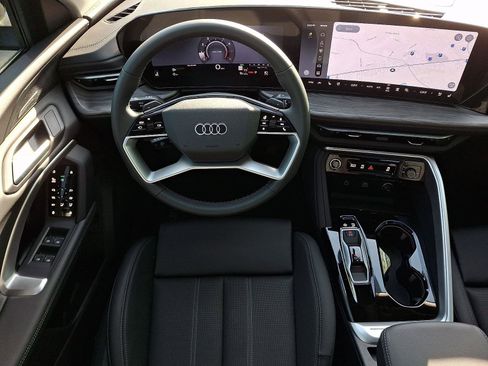 New 2026 Audi Q5 Premium Plus image 9