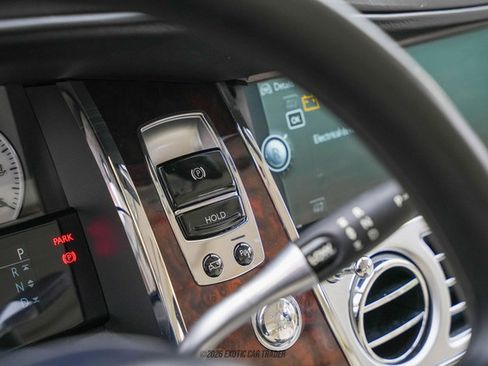 Used 2011 Rolls-Royce Ghost image 75