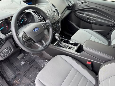 Used 2019 Ford Escape S image 12