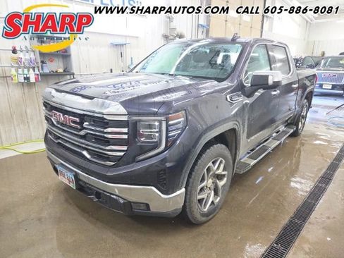 Used 2023 GMC Sierra 1500 SLT w/ SLT Premium Package AWD/4WD image 1