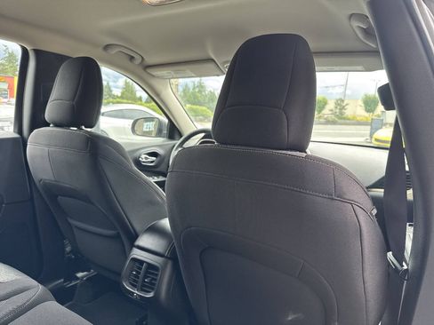 Used 2014 Jeep Cherokee Sport AWD/4WD image 22