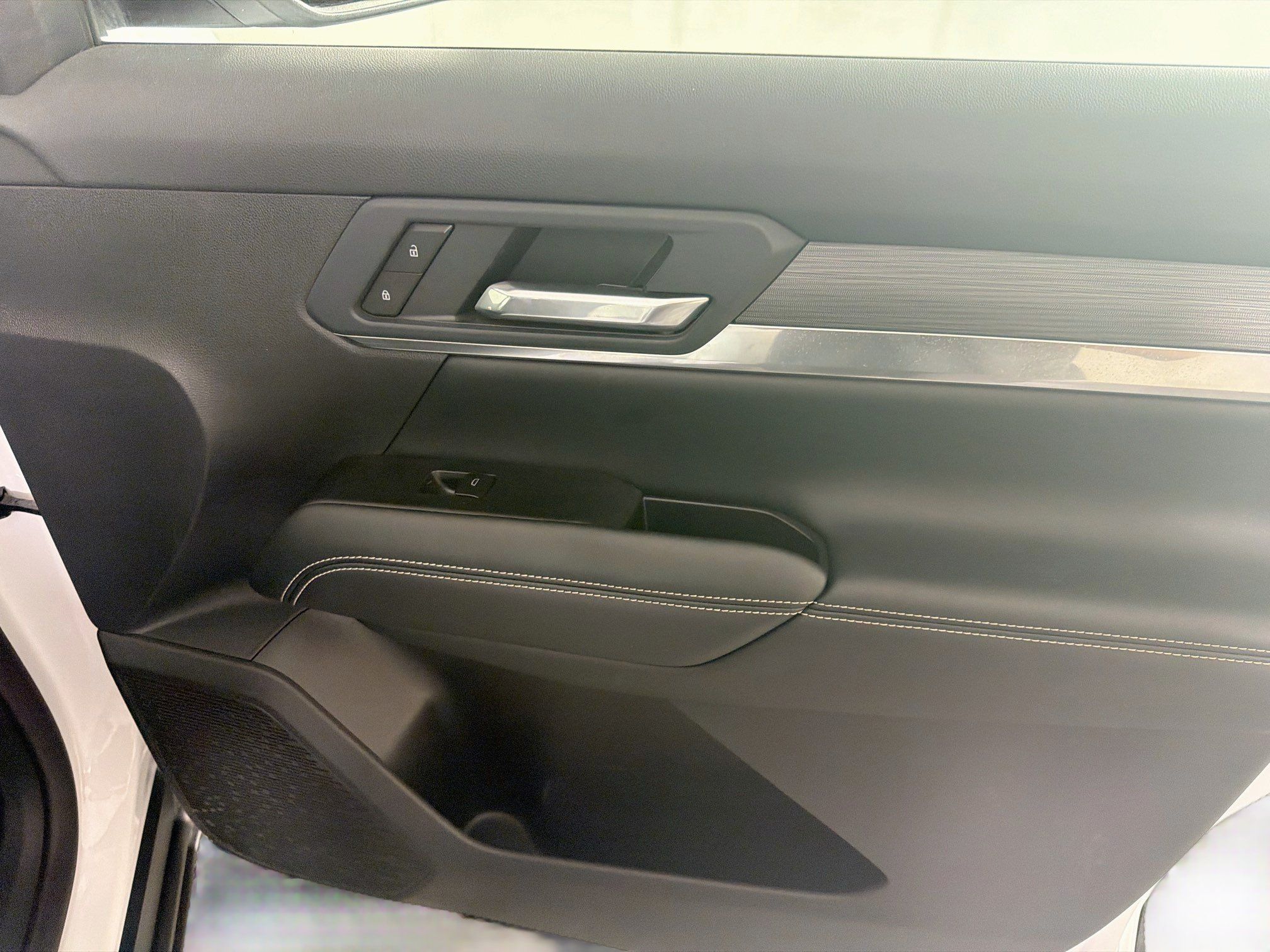 Used 2026 GMC Terrain Elevation FWD image 30