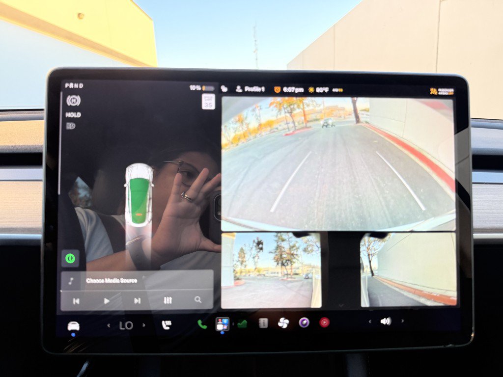 Used 2022 Tesla Model Y Long Range AWD/4WD image 17