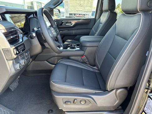 Used 2026 GMC Yukon Elevation RWD image 29