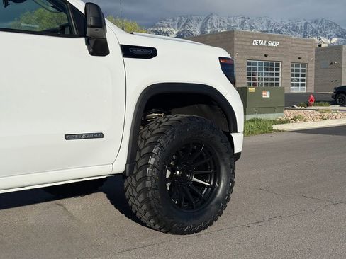 Used 2022 GMC Sierra 1500 Elevation AWD/4WD image 4