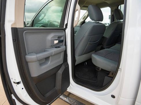 Used 2019 RAM 1500 Classic Warlock w/ Luxury Group image 19