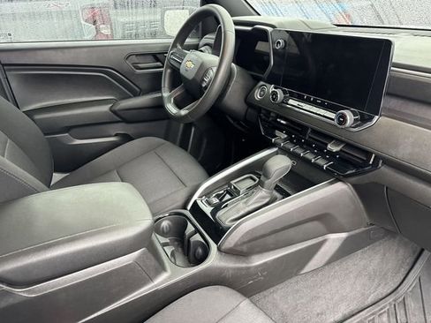 Certified 2024 Chevrolet Colorado W/T w/ Technology Package image 29