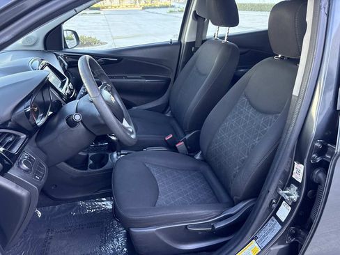 Used 2021 Chevrolet Spark LT FWD image 18