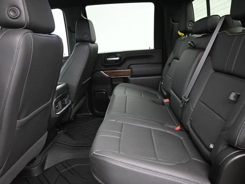 Used 2022 Chevrolet Silverado 3500 High Country w/ LPO, Hitch Package AWD/4WD image 18