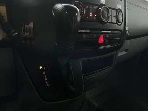 Used 2008 Dodge Sprinter 3500 w/ Window Group Iv Fixed Glass image 38