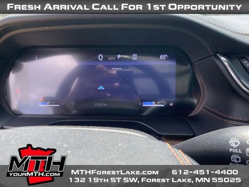 Used 2021 Jeep Grand Cherokee L Summit w/ Luxury Tech Group V AWD/4WD image 13