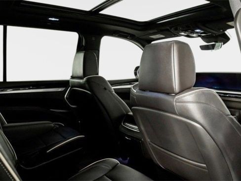 Used 2026 Cadillac Escalade Luxury w/ Touring Package image 54