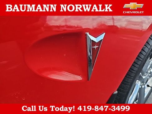 Used 2007 Pontiac Solstice Convertible w/ Premium Package image 14