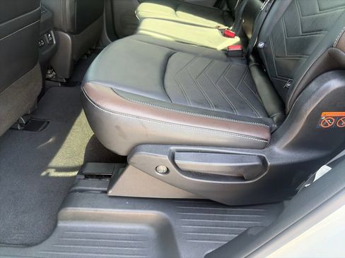 Used 2023 Nissan Pathfinder Platinum w/ Cargo Package AWD/4WD image 26