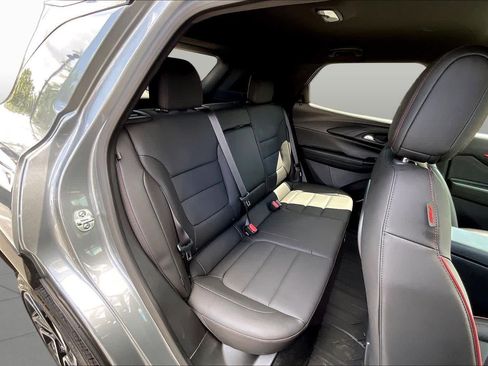 Used 2026 Chevrolet TrailBlazer RS FWD image 26