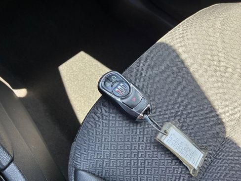 Used 2025 Buick Encore GX Preferred image 21