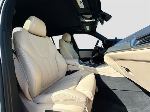 Used 2019 BMW X5 xDrive40i w/ Convenience Package image 31