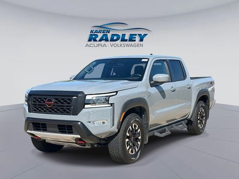 Used 2024 Nissan Frontier PRO-4X w/ Off-Road Protection Package image 3