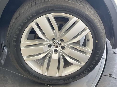 Used 2019 Volkswagen Atlas SEL Premium AWD/4WD image 14