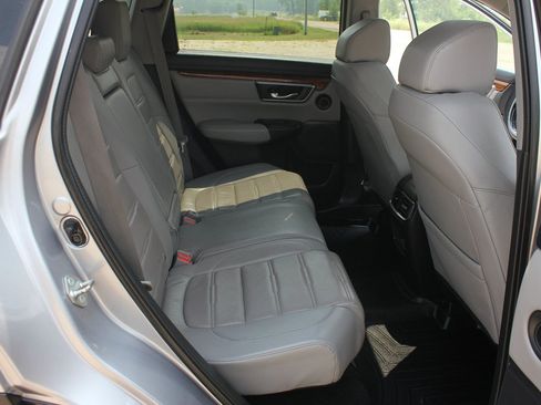 Used 2018 Honda CR-V Touring image 37