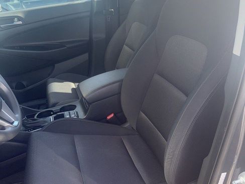 Used 2017 Hyundai Tucson SE image 5