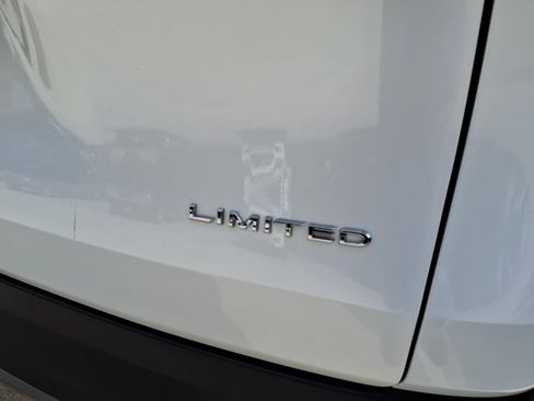 Used 2025 Toyota Grand Highlander FWD image 7