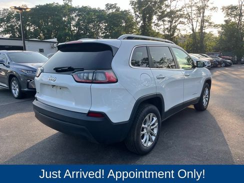 Used 2019 Jeep Cherokee Latitude w/ Popular Appearance Group AWD/4WD image 8