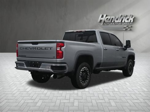 Used 2024 Chevrolet Silverado 2500 LT w/ Safety Package image 10