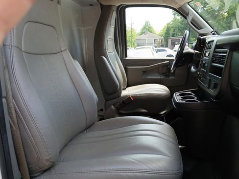 Used 2023 GMC Savana 3500 w/ Power Convenience Package RWD image 15