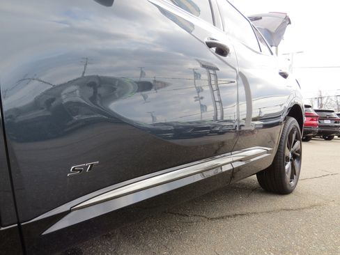 New 2026 Buick Envision Sport Touring image 11