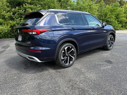 Used 2023 Mitsubishi Outlander SEL AWD/4WD image 17