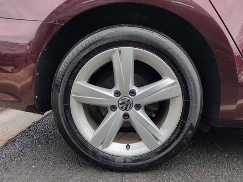 Used 2013 Volkswagen Passat 2.5 SE image 14