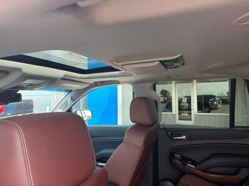 Used 2020 Chevrolet Tahoe Premier w/ Premier Plus Edition AWD/4WD image 13
