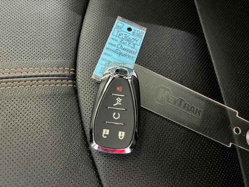 Used 2023 Chevrolet Equinox Premier AWD/4WD image 82
