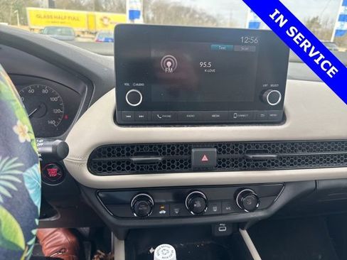 Used 2023 Honda HR-V LX image 6
