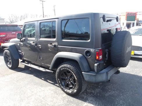 Used 2017 Jeep Wrangler Unlimited Sport w/ Connectivity Group image 6