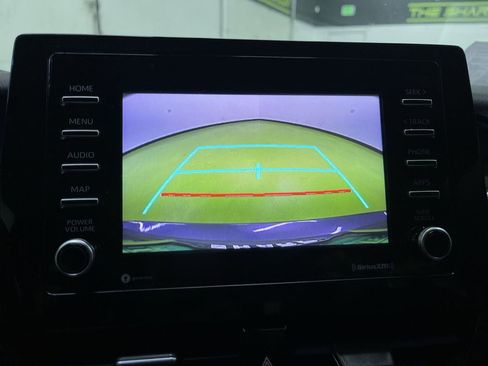 Used 2021 Toyota Camry SE image 21