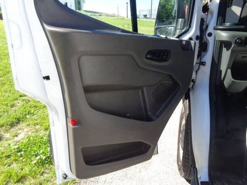 Used 2020 Ford Transit 250 Low Roof RWD image 12