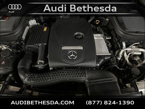 Used 2019 Mercedes-Benz GLC 300 4MATIC image 10