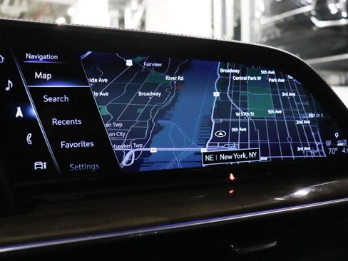 Used 2023 Cadillac Escalade ESV Sport Platinum w/ LPO, ONYX Package AWD/4WD image 33