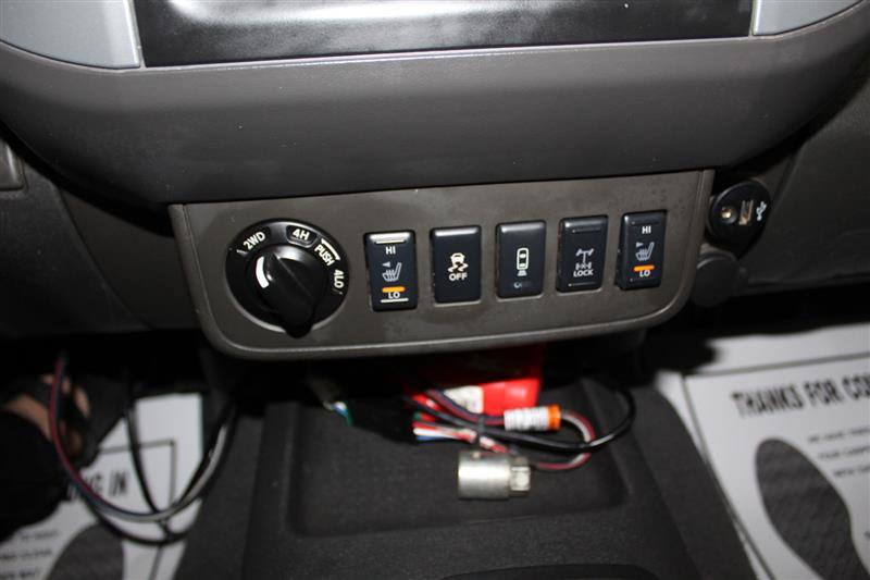 Used 2019 Nissan Frontier PRO-4X w/ Pro-4x Luxury Package AWD/4WD image 22