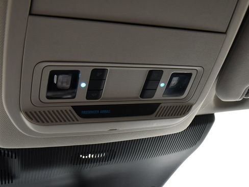 Used 2025 Ford Explorer Active image 37