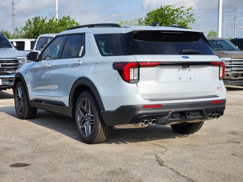 New 2026 Ford Explorer ST w/ Sun And Sound Package AWD/4WD image 5