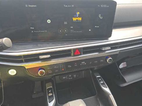 Used 2025 Kia Sorento EX w/ Panoramic Sunroof Package FWD image 10