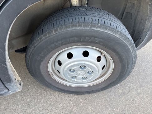 Used 2023 RAM ProMaster 2500 image 14